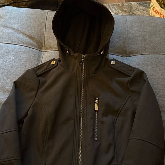 BCBGenration Women’s Black Coat Hood and Front Zipper. Fleece lining. Size S - Picture 2 of 8